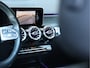 Mercedes-Benz GLB 200 Business Solution AMG Automaat | Haak | Stoelverwarming