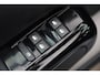 Citroën C3 1.2 PureTech Shine Navigatie Achteruitrijcamera 17 inch LMV Carplay Android Clima Cruise Rijstrooksensor