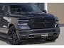 Dodge Ram SPORT | MEEST VOLLE RAM | 5.7 V8 HEMI | LUCHTVERING | HUD | MWK | PANO | VOL DIGI SCHERMEN | NIGHT EDITION | DUBBELE CABINE | 5 PERSOONS | DC | CREW CAB | TOP STAAT | KLEUR: GRANITE NIGHT EDITION GEWELDIGE KLEUR |