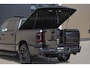 Dodge Ram SPORT | MEEST VOLLE RAM | 5.7 V8 HEMI | LUCHTVERING | HUD | MWK | PANO | VOL DIGI SCHERMEN | NIGHT EDITION | DUBBELE CABINE | 5 PERSOONS | DC | CREW CAB | TOP STAAT | KLEUR: GRANITE NIGHT EDITION GEWELDIGE KLEUR |