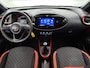 Toyota Aygo X 1.0 VVT-i MT Pulse | Dealer onderhouden | Climate Control | All season banden | LED verlichting | Cruise Control Adaptive | Apple CarPlay/Android Auto | Achteruitrijcamera |