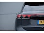 Volkswagen Tiguan 1.5 eHybrid 204pk Life | Trekhaak Elektrisch Uitklapbaar | Voorstoelen Verwarmd | Cruise Control Adaptief