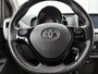 Toyota Aygo 1.0 VVT-i x-Joy | Climate Control | DAB | Automatische verlichting | Velgen 15" | Apple CarPlay/Android Auto | Achteruitrijcamera | Bluetooth |