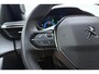 Peugeot e-2008 EV Allure 50 kWh | 100% SOH! l Apple Carplay/Android Auto l Bluetooth l DAB l Cruise Control l Climate Control l Navigatie l Lichtmetalen Velgen l PDC Achter