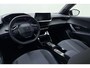 Peugeot e-2008 EV Allure 50 kWh | 100% SOH! l Apple Carplay/Android Auto l Bluetooth l DAB l Cruise Control l Climate Control l Navigatie l Lichtmetalen Velgen l PDC Achter