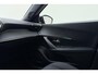 Peugeot e-2008 EV Allure 50 kWh | 100% SOH! l Apple Carplay/Android Auto l Bluetooth l DAB l Cruise Control l Climate Control l Navigatie l Lichtmetalen Velgen l PDC Achter