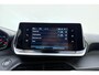 Peugeot e-2008 EV Allure 50 kWh | 100% SOH! l Apple Carplay/Android Auto l Bluetooth l DAB l Cruise Control l Climate Control l Navigatie l Lichtmetalen Velgen l PDC Achter