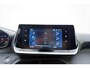 Peugeot e-2008 EV Allure 50 kWh | 100% SOH! l Apple Carplay/Android Auto l Bluetooth l DAB l Cruise Control l Climate Control l Navigatie l Lichtmetalen Velgen l PDC Achter