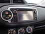 Toyota Yaris 1.3 VVT-i Aspiration | Navigatie | Cruise Control | Camera | Dealer onderhouden