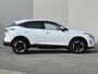 Nissan Qashqai 1.3 MHEV Xtronic N-Connecta / Facelift / Fabrieksgarantie tot 10-2027 / Dealer onderhouden / Pack Easy / Cold pack / Trekgewicht 1800 kg / All season banden / Head Up Display / Elektrische achterklep / Stuur- Stoel & Voorruitverwarming / Rondomzicht camera /