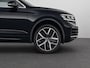 Volkswagen Touareg 3.0 TSi eHybrid 4MOTION Elegance 381PK Aut. Panoramadak, Trekhaak, Head-Up Display, Dynaudio, Luchtvering, 21" LM Velgen, Servosluiting, Nachtzicht camera, Elektr. Achterklep