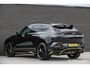 Aston Martin DBX 4.0 V8 707Pk Aut. | AMR24 | Luchtvering | Keramisch | 360° Camera | Panoramadak | 23''