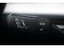 Volkswagen Golf 1.5 eHybrid 204pk DSG Life Edition | Trekhaak | Panoramadak | Navigatie