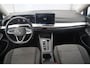 Volkswagen Golf 1.5 eHybrid 204pk DSG Life Edition | Trekhaak | Panoramadak | Navigatie