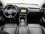 MG MG ZS EV Luxury 45 kWh | Automaat | Panoramadak | Leder | Navigatie | Airco | Achteruitrijcamera | Apple Carplay / Android Auto | Stoelverwarming | Lichtmetalen Velgen |