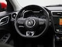 MG MG ZS EV Luxury 45 kWh | Automaat | Panoramadak | Leder | Navigatie | Airco | Achteruitrijcamera | Apple Carplay / Android Auto | Stoelverwarming | Lichtmetalen Velgen |