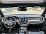 Volvo XC60 2.0 T6 Plug-in hybrid AWD Plus Dark DEALER ONDERHOUDEN | HARMAN/KADON | 360° GRADEN CAM. | STOEL/STUUR VERWARMING | APPLE CARPLAY./ANDROID AUTO | ELEKTRISCHE TREKHAAK