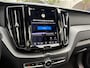 Volvo XC60 2.0 T6 Plug-in hybrid AWD Plus Dark DEALER ONDERHOUDEN | HARMAN/KADON | 360° GRADEN CAM. | STOEL/STUUR VERWARMING | APPLE CARPLAY./ANDROID AUTO | ELEKTRISCHE TREKHAAK