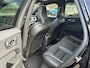 Volvo XC60 2.0 T6 Plug-in hybrid AWD Plus Dark DEALER ONDERHOUDEN | HARMAN/KADON | 360° GRADEN CAM. | STOEL/STUUR VERWARMING | APPLE CARPLAY./ANDROID AUTO | ELEKTRISCHE TREKHAAK