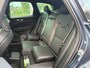 Volvo XC60 2.0 T6 AWD Plug-in hybrid Plus Black Edition / Stoelverwarming - Koeling / Stuurverwarming / Adaptive Cruise Control / 360' parkeersensoren / Harman Kardon / Memory seats / Leer / 350PK / Geïntegreerde zitverhogers / Trekhaak mogelijk /