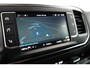 Toyota PROACE Electric Worker 75KWH EXTRA RANGE INNOVATOR LONG / NAVI / LEDER / CLIMA / KEYLESS / CAMERA / APPLE CARPLAY / WINTERPAKKET / 17" LMV / HUD / 1E EIGENAAR !!