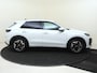 Volkswagen T-Roc 1.5 eTSI R-Line | Trekhaak | Achteruitrijcamera | Matrix LED verlichting | Keyless | Adaptieve cruise control | Dodehoekdetectie | Stoel- en stuurwielverwarming | Elektrische kofferklep |