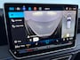 Volkswagen Tiguan 1.5 eHybrid R-Line Edition 272 pk Automaat (DSG) | Verlengde garantie | Navigatie | Panorama dak | Trekhaak (wegklapbaar) | Achteruitrijcamera (park assist) | Rondomzicht camera | Black-Style pakket | R-Line |
