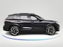 Volkswagen Tiguan 1.5 eHybrid R-Line Edition 272 pk Automaat (DSG) | Verlengde garantie | Navigatie | Panorama dak | Trekhaak (wegklapbaar) | Achteruitrijcamera (park assist) | Rondomzicht camera | Black-Style pakket | R-Line |