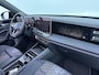 Volkswagen Tiguan 1.5 eHybrid R-Line Edition 272 pk Automaat (DSG) | Verlengde garantie | Navigatie | Panorama dak | Trekhaak (wegklapbaar) | Achteruitrijcamera (park assist) | Rondomzicht camera | Black-Style pakket | R-Line |