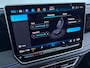 Volkswagen Tiguan 1.5 eHybrid R-Line Edition 272 pk Automaat (DSG) | Verlengde garantie | Navigatie | Panorama dak | Trekhaak (wegklapbaar) | Achteruitrijcamera (park assist) | Rondomzicht camera | Black-Style pakket | R-Line |