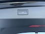 Volkswagen Tiguan 1.5 eHybrid R-Line Edition 272 pk Automaat (DSG) | Verlengde garantie | Navigatie | Panorama dak | Trekhaak (wegklapbaar) | Achteruitrijcamera (park assist) | Rondomzicht camera | Black-Style pakket | R-Line |