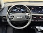 Kia EV6 Plus 77.4 kWh | SOH 99,7% | Trekhaak afneembaar | Leder | Memory | Adaptieve cruise | Full-LED | DAB | Navigatie | Apple CarPlay | 19 inch velgen | Dodehoekdetectie | Stoel&Stuurverwarming | Stoelkoeling | Camera | Sfeerverlichting | Volledig onderhouden | Fabrieksgarantie