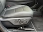 Kia EV6 Plus 77.4 kWh | SOH 99,7% | Trekhaak afneembaar | Leder | Memory | Adaptieve cruise | Full-LED | DAB | Navigatie | Apple CarPlay | 19 inch velgen | Dodehoekdetectie | Stoel&Stuurverwarming | Stoelkoeling | Camera | Sfeerverlichting | Volledig onderhouden | Fabrieksgarantie