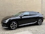 Kia EV6 Plus 77.4 kWh | SOH 99,7% | Trekhaak afneembaar | Leder | Memory | Adaptieve cruise | Full-LED | DAB | Navigatie | Apple CarPlay | 19 inch velgen | Dodehoekdetectie | Stoel&Stuurverwarming | Stoelkoeling | Camera | Sfeerverlichting | Volledig onderhouden | Fabrieksgarantie