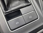 Volkswagen Golf 1.0 TSI Life Business Lesauto! Trekhaak! Nette Staat! Carplay! Navigatie! LED!
