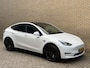 Tesla Model Y Performance AWD 75kWh | Trekhaak afneembaar | Panoramadak | 21 inch velgen | Carbon details | LED | DAB | Leder | Elektrische achterklep | Navigatie | 360 camera | Dodehoekdetectie | Warmtepomp