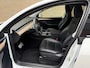 Tesla Model Y Performance AWD 75kWh | Trekhaak afneembaar | Panoramadak | 21 inch velgen | Carbon details | LED | DAB | Leder | Elektrische achterklep | Navigatie | 360 camera | Dodehoekdetectie | Warmtepomp