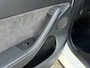 Tesla Model Y Performance AWD 75kWh | Trekhaak afneembaar | Panoramadak | 21 inch velgen | Carbon details | LED | DAB | Leder | Elektrische achterklep | Navigatie | 360 camera | Dodehoekdetectie | Warmtepomp