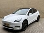 Tesla Model Y Performance AWD 75kWh | Trekhaak afneembaar | Panoramadak | 21 inch velgen | Carbon details | LED | DAB | Leder | Elektrische achterklep | Navigatie | 360 camera | Dodehoekdetectie | Warmtepomp