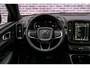 Volvo EC40 Twin Motor Ultra Black Edition Europa 82 kWh | 1800 KG Trekgewicht | 360 Camera | Stoel + Stuurverwarming | Harman Kardon Audio | Elektr. Stoelen | Memory | Keyless | Dodehoek Detectie | Elektr. Achterklep |