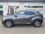 Toyota Yaris Cross 1.5 Hybrid 115 Dynamic | Sensoren v/a | Navi | Stoelverwarming |