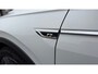Volkswagen Tiguan 1.5 TSI ACT 3x R-Line Pano|Keyless|Camera|Sfeer