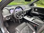 Genesis GV60 Performance Dual Motor Luxury 84 kWh 490pk | B&O Audio | Bestuurdersstoel met geheugen | Stoelventilatie | Dodehoekdetectie | Elektrische achterklep | Full LED | Leder | Panoramadak | 360 graden camera | Warmtepomp | Vehicle to Load | Stuurverwarming