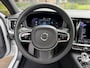 Volvo V60 2.0 T8 Plug-in hybrid AWD Ultimate Dark | HUD | Pano | Harman & Kardon | 360 | BTW |