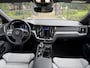 Volvo V60 2.0 T8 Plug-in hybrid AWD Ultimate Dark | HUD | Pano | Harman & Kardon | 360 | BTW |
