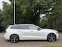 Volvo V60 2.0 T8 Plug-in hybrid AWD Ultimate Dark | HUD | Pano | Harman & Kardon | 360 | BTW |