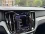 Volvo V60 2.0 T8 Plug-in hybrid AWD Ultimate Dark | HUD | Pano | Harman & Kardon | 360 | BTW |