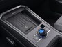 Volkswagen T-Roc 1.5 eTsi Life First Edition | Camera | Zwenkbare trekhaak | ACC | Stoelverwarming |