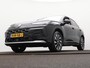 Volkswagen T-Roc 1.5 eTsi Life First Edition | Camera | Zwenkbare trekhaak | ACC | Stoelverwarming |
