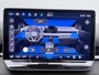 Volkswagen T-Roc 1.5 eTsi Life First Edition | Camera | Zwenkbare trekhaak | ACC | Stoelverwarming |